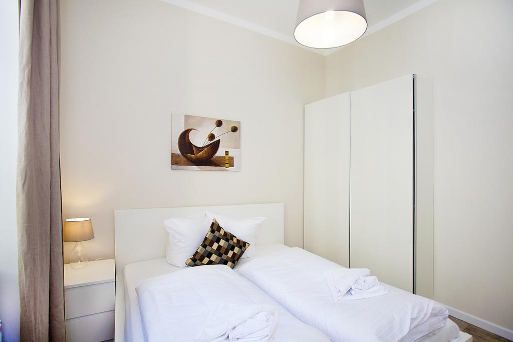 Apartamento Celebration Flat By Ruterra Praga Habitación foto