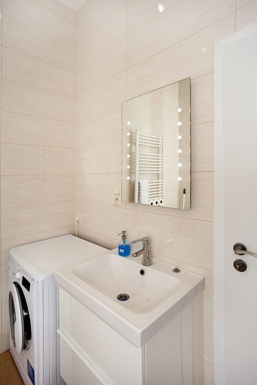 Apartamento Celebration Flat By Ruterra Praga Habitación foto